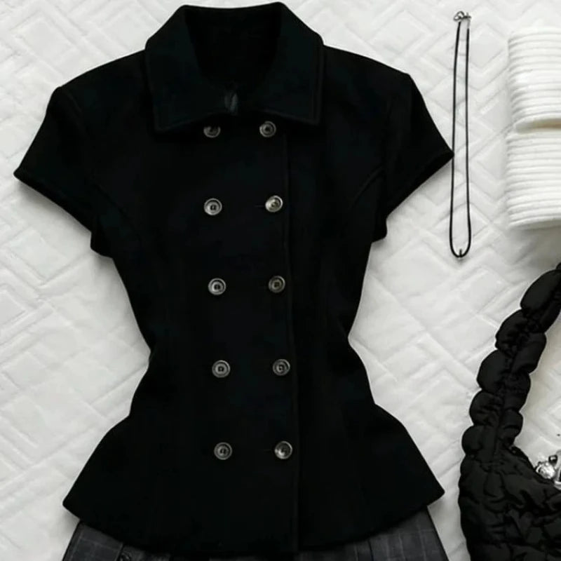 Women's Vintage Ruffle Blouse – Harajuku, Y2K & Fairy Grunge Style**

Add a playful vintage-inspired touch to your wardrobe with this women's ruffle blouse. Featuring a charming design with a Harajuku and Y2K-inspired aesth